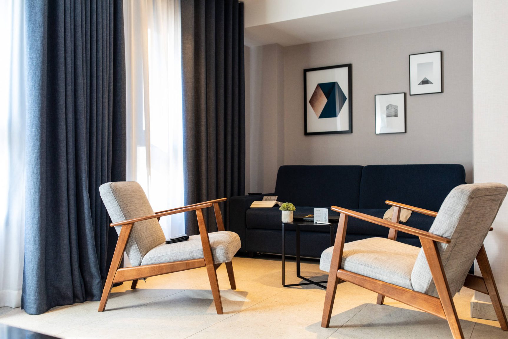 Apartamentos Ramírez.